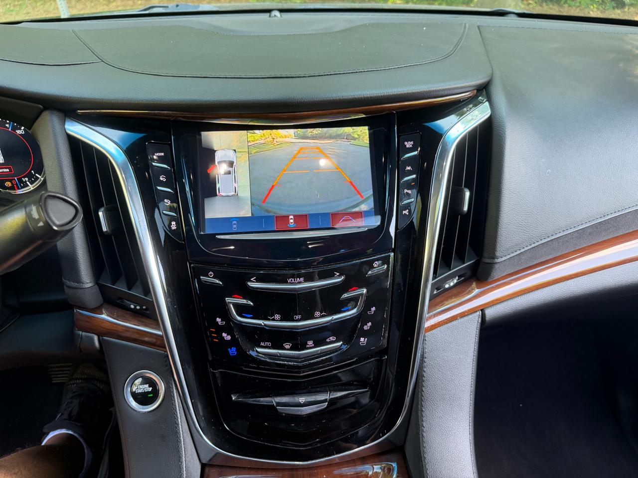 Cadillac Escalade 4WD 2017
