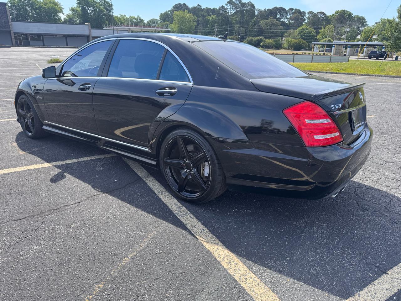 Mercedes-Benz S-Class S63 AMG 2010
