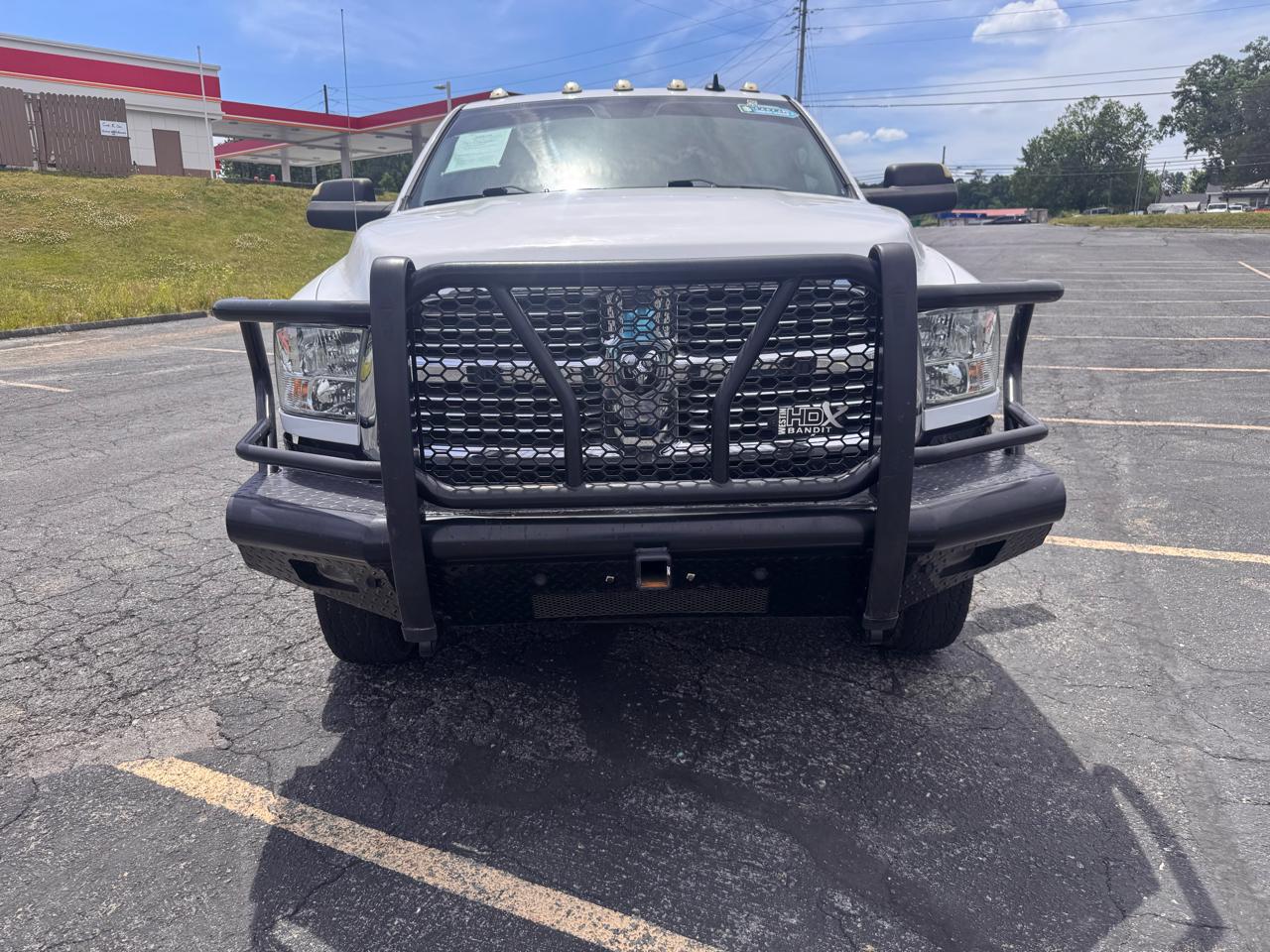 RAM 3500 SLT Crew Cab LWB 4WD DRW 2017
