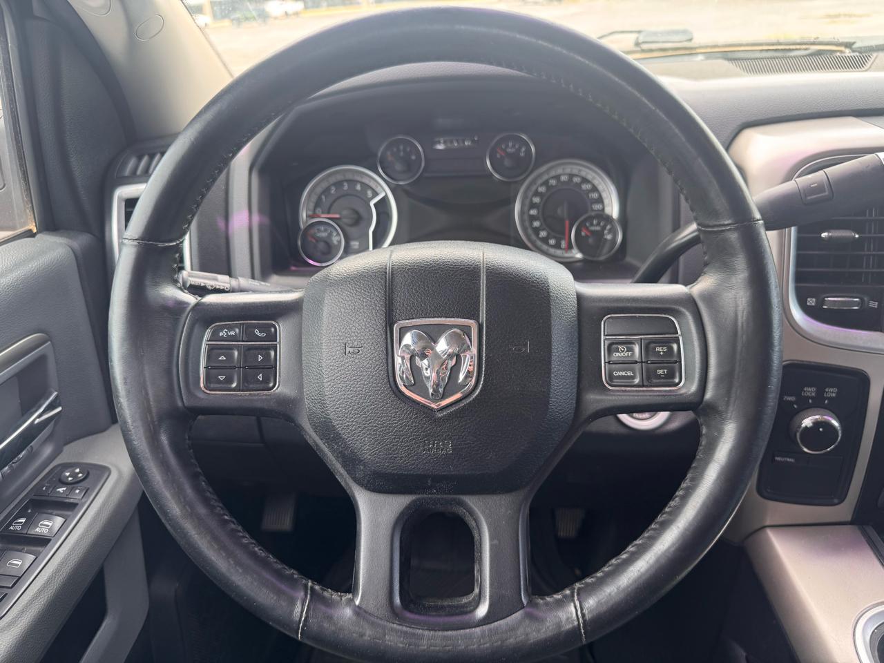 RAM 3500 SLT Crew Cab LWB 4WD DRW 2017