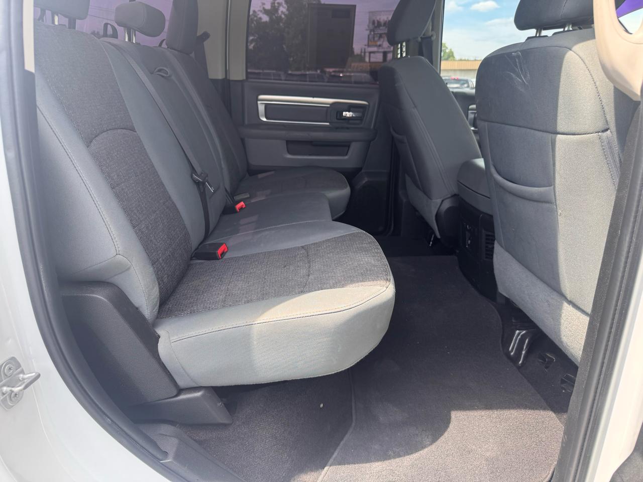 RAM 3500 SLT Crew Cab LWB 4WD DRW 2017