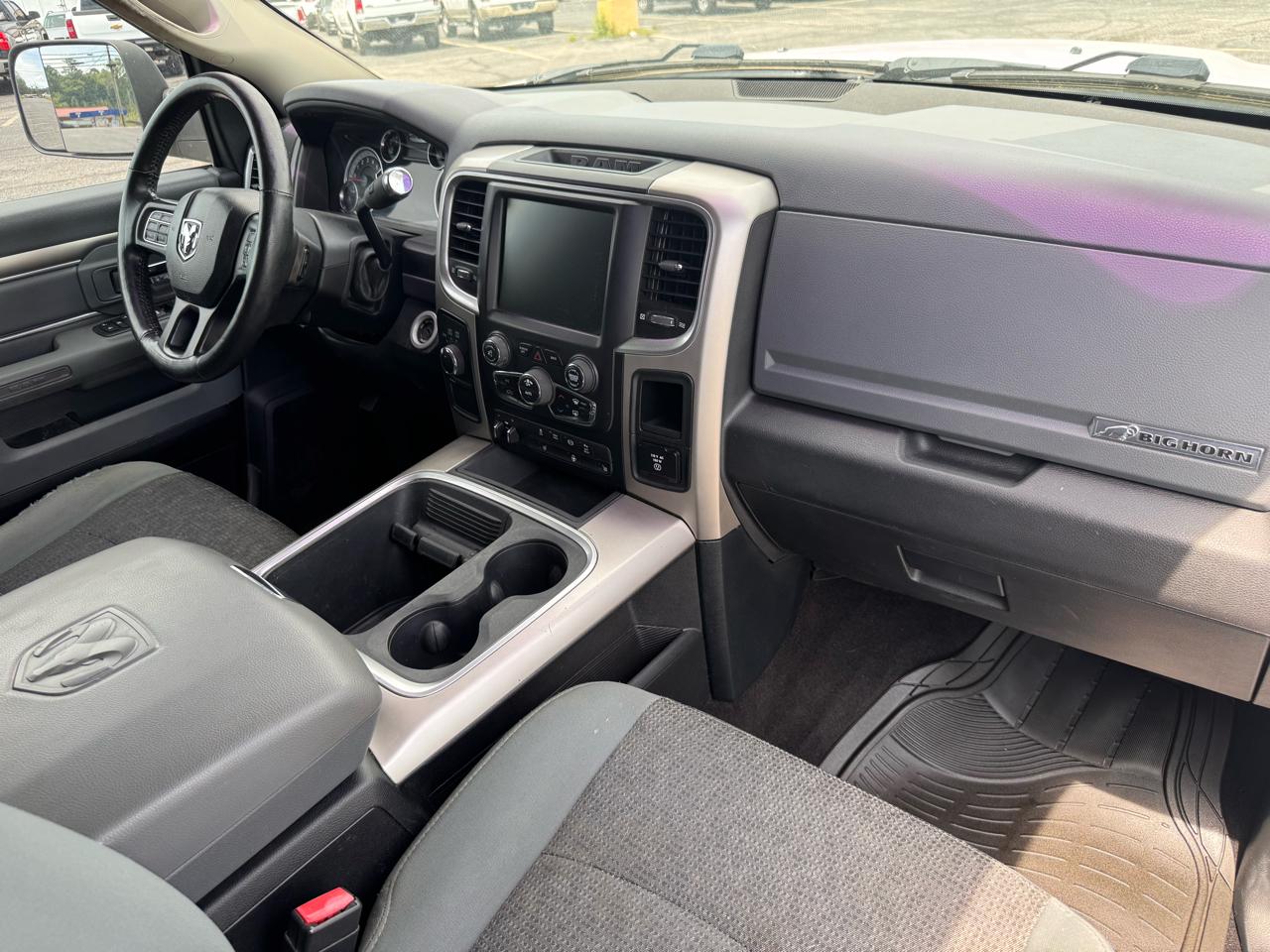 RAM 3500 SLT Crew Cab LWB 4WD DRW 2017
