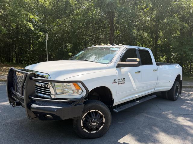 White 2017 RAM 3500 Pickup Truck Four-Wheel Drive 6-Speed Automatic