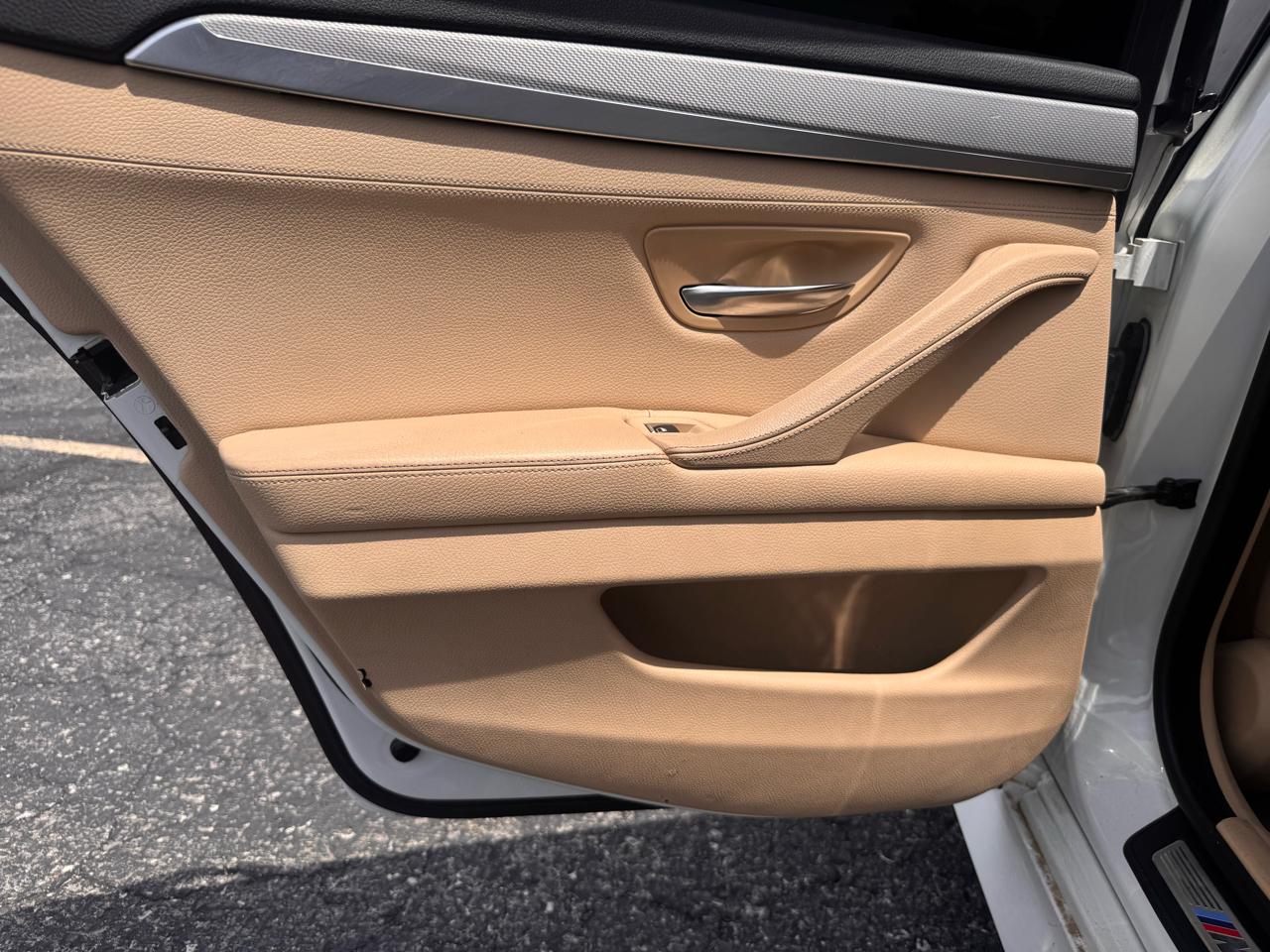 BMW 5-Series 535i 2014