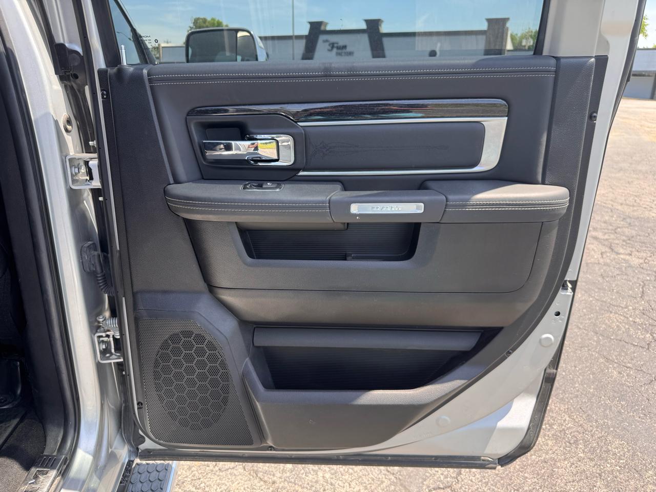 RAM 1500 Laramie Longhorn Edition Crew Cab LWB 4WD 2014