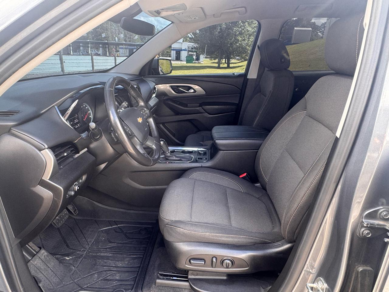 Chevrolet Traverse LT Cloth FWD 2019