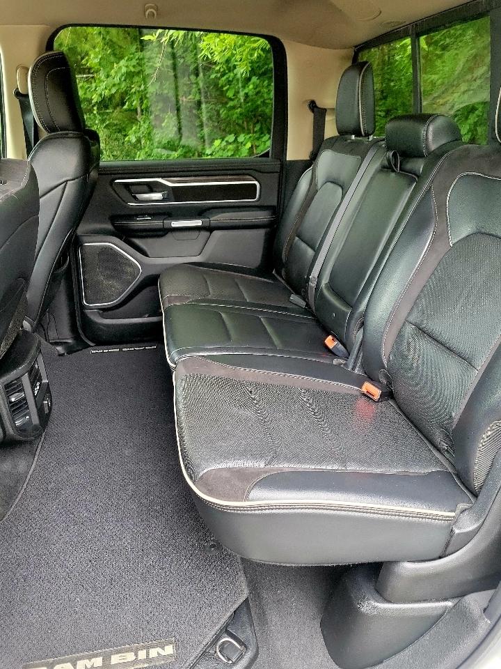 RAM 1500 Laramie Crew Cab SWB 4WD 2019