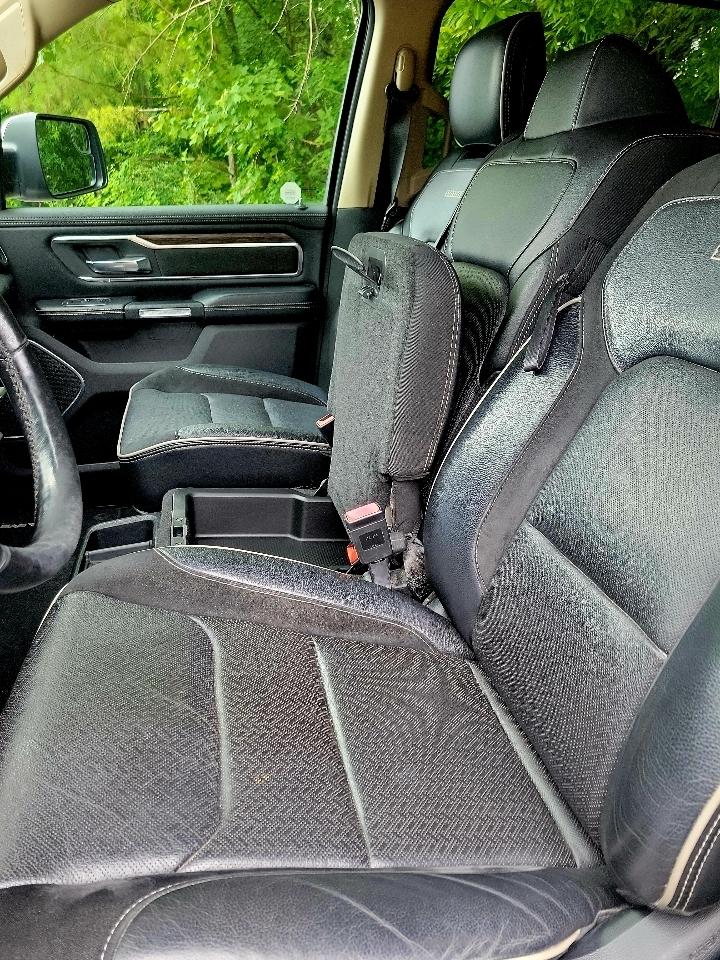 RAM 1500 Laramie Crew Cab SWB 4WD 2019