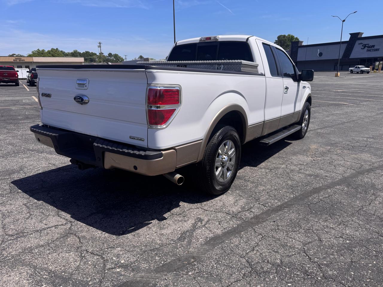 Ford F-150 STX SuperCab 6.5-ft. Bed 2WD 2011