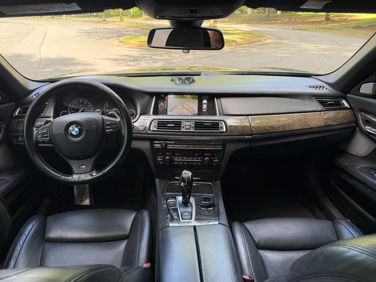 BMW 7-Series 750Li 2015
