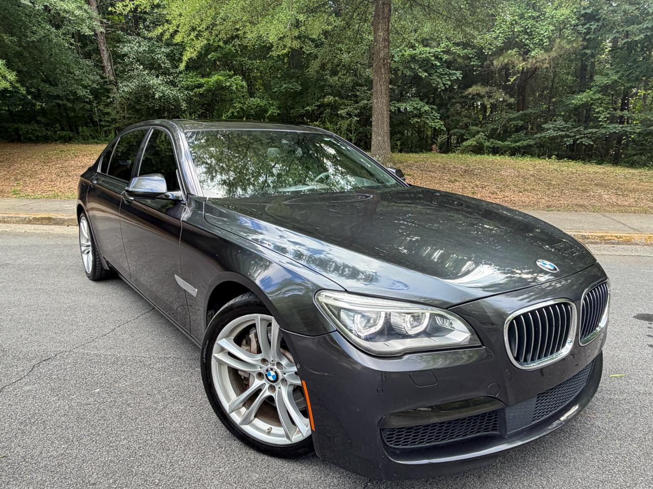 BMW 7-Series 750Li 2015
