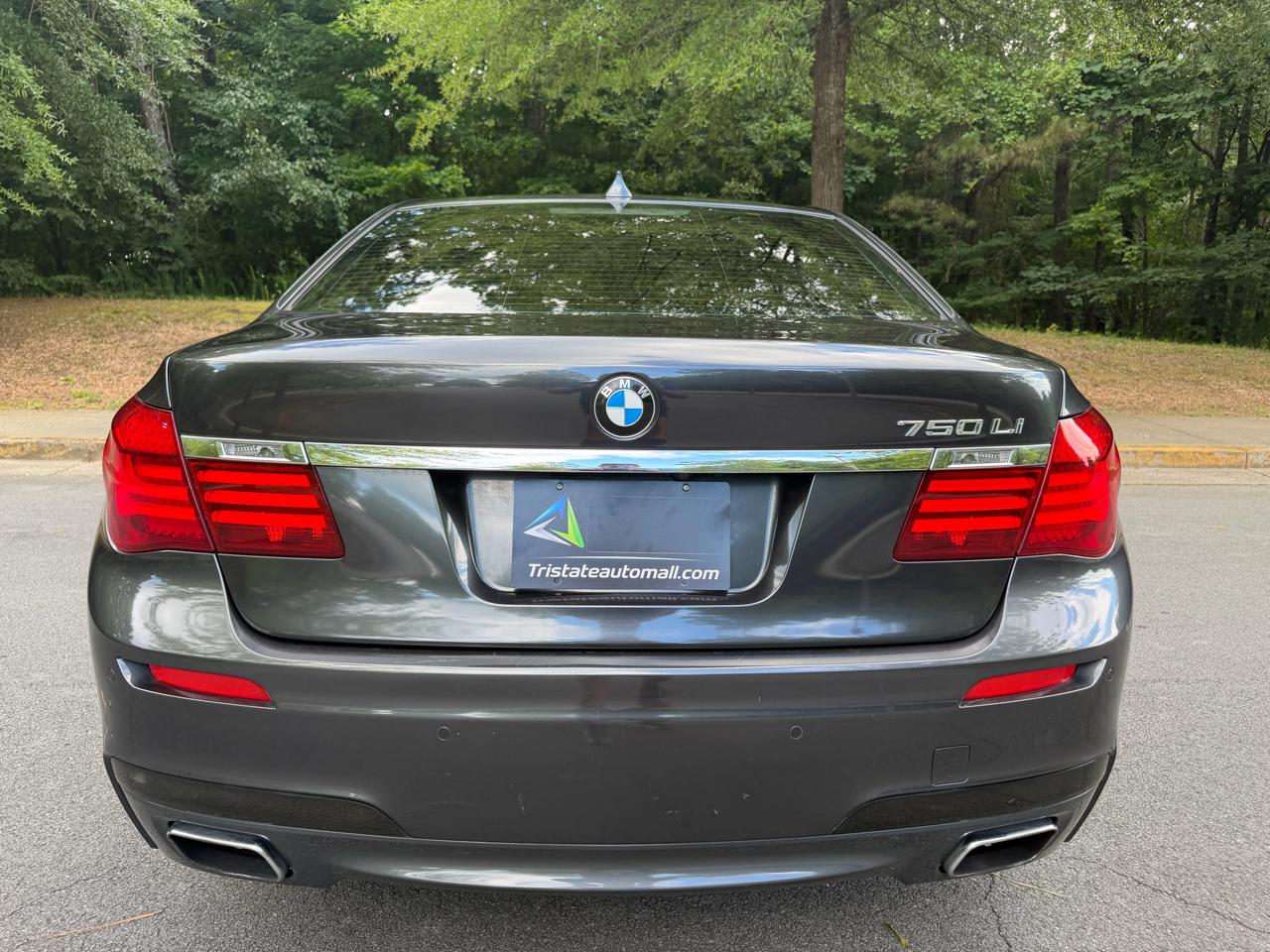 BMW 7-Series 750Li 2015