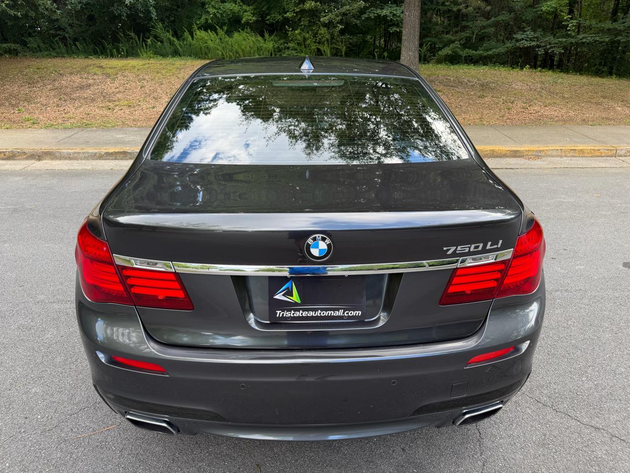 BMW 7-Series 750Li 2015