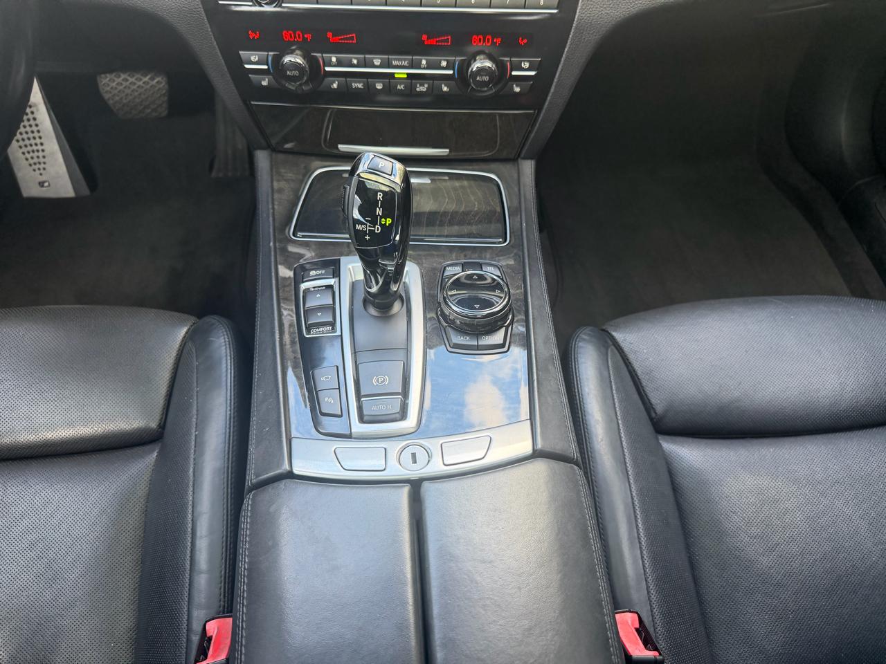 BMW 7-Series 750Li 2015