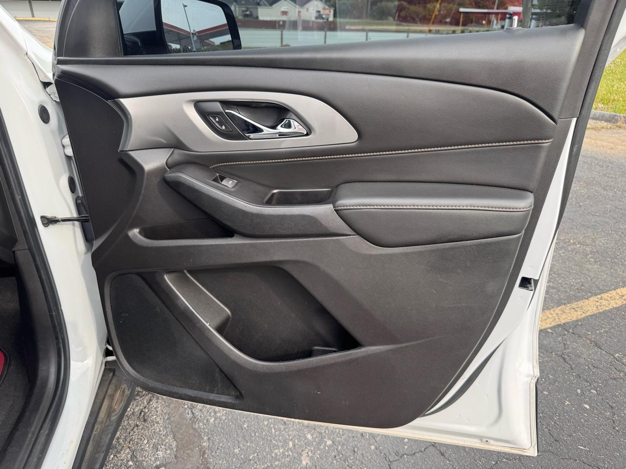 Chevrolet Traverse LT Cloth FWD 2019