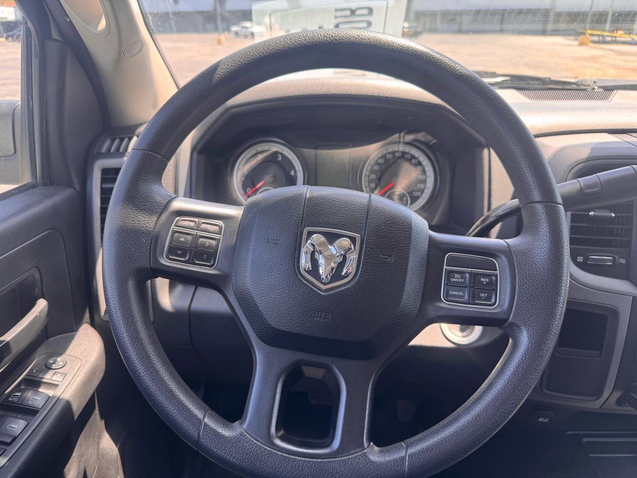 RAM 2500 Tradesman Crew Cab LWB 4WD 2018