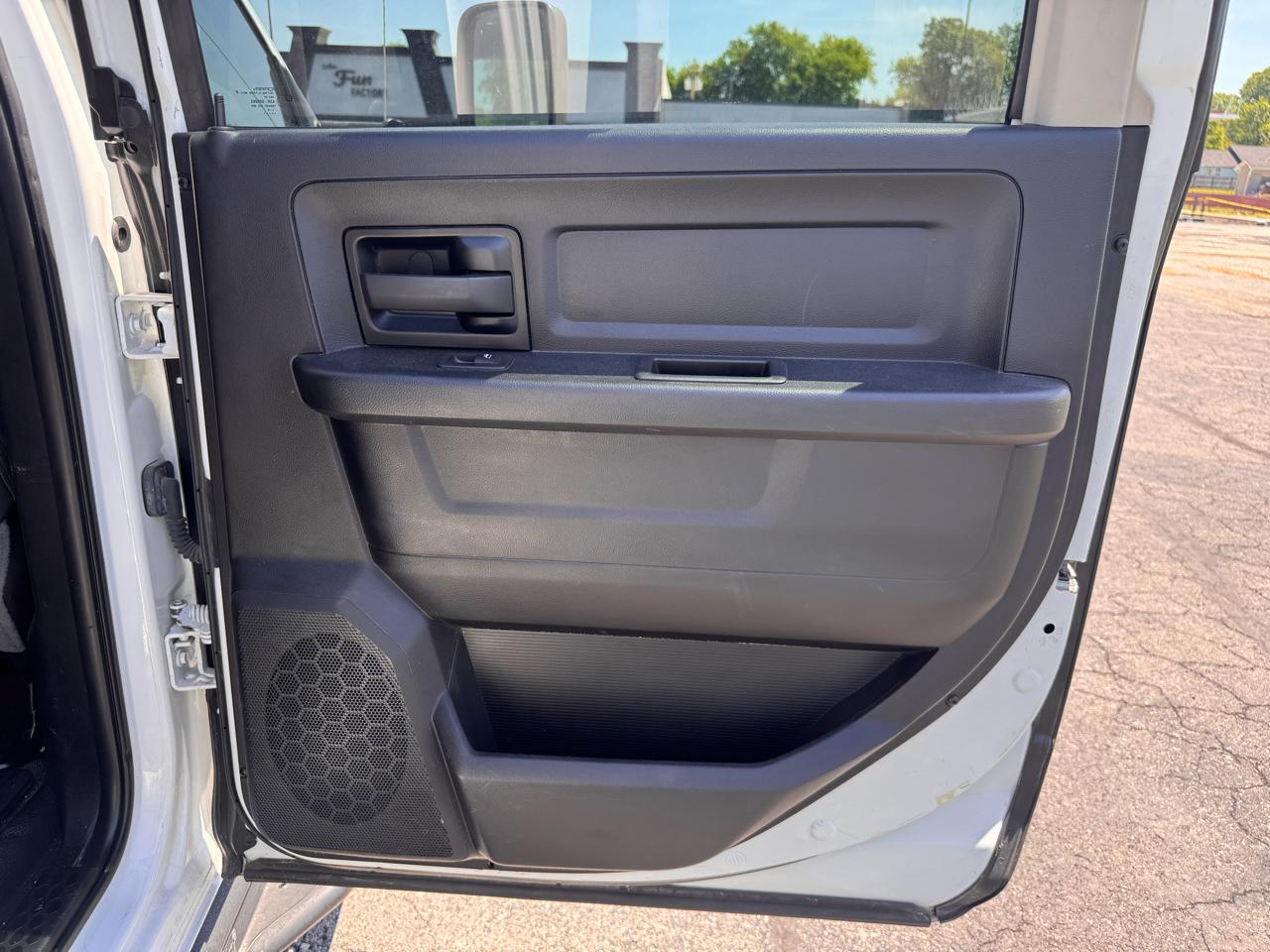 RAM 2500 Tradesman Crew Cab LWB 4WD 2018