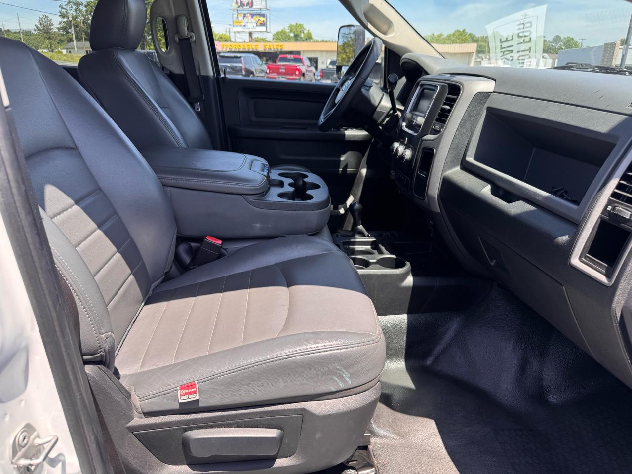 RAM 2500 Tradesman Crew Cab LWB 4WD 2018