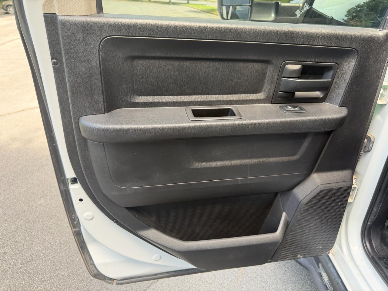 RAM 2500 Tradesman Crew Cab LWB 4WD 2018