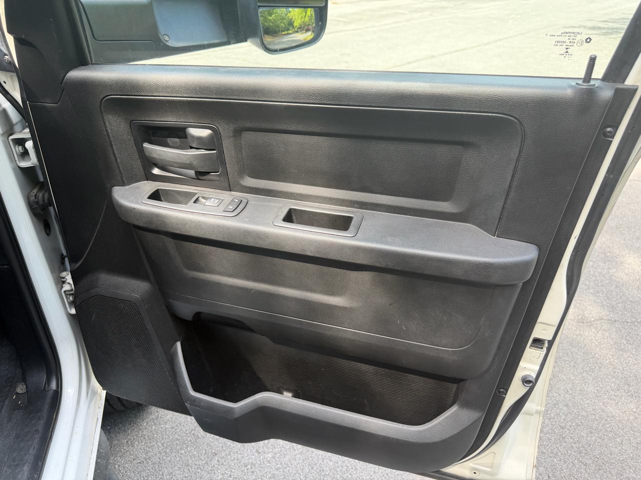 RAM 2500 Tradesman Crew Cab LWB 4WD 2018