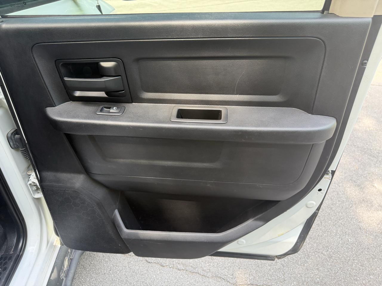 RAM 2500 Tradesman Crew Cab LWB 4WD 2018