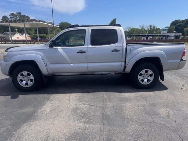 Toyota Tacoma PreRunner Double Cab V6 Auto 2WD 2011