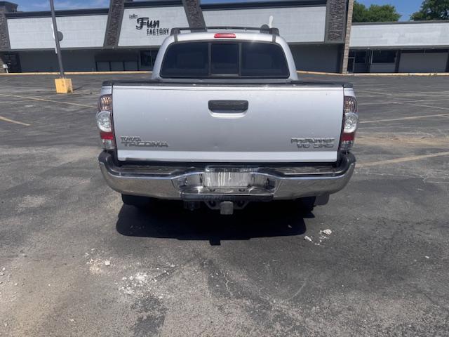 Toyota Tacoma PreRunner Double Cab V6 Auto 2WD 2011