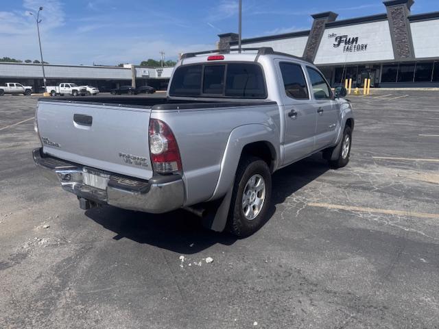 Toyota Tacoma PreRunner Double Cab V6 Auto 2WD 2011