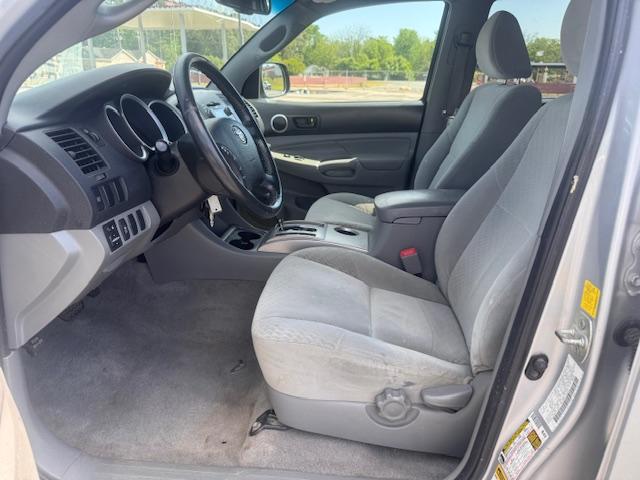 Toyota Tacoma PreRunner Double Cab V6 Auto 2WD 2011