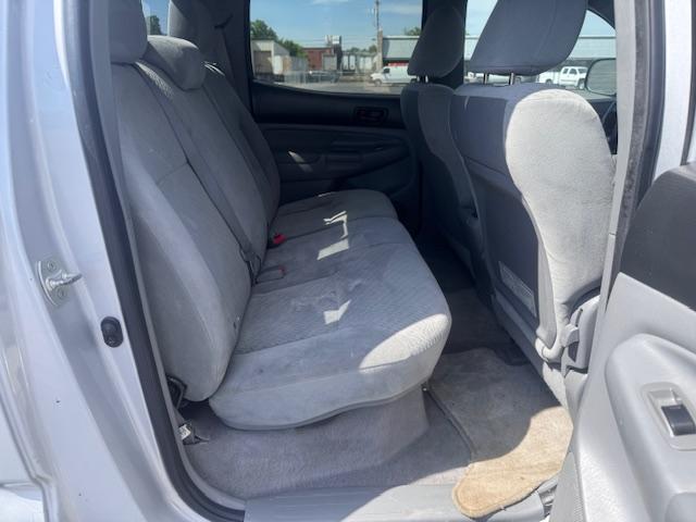 Toyota Tacoma PreRunner Double Cab V6 Auto 2WD 2011