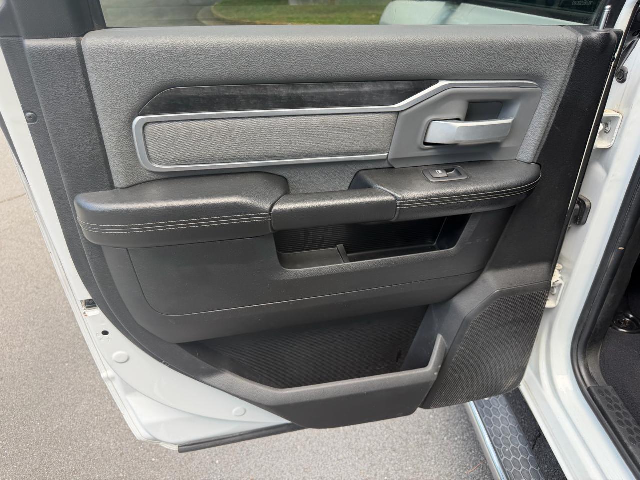 RAM 3500 Longhorn Crew Cab LWB 4WD 2019