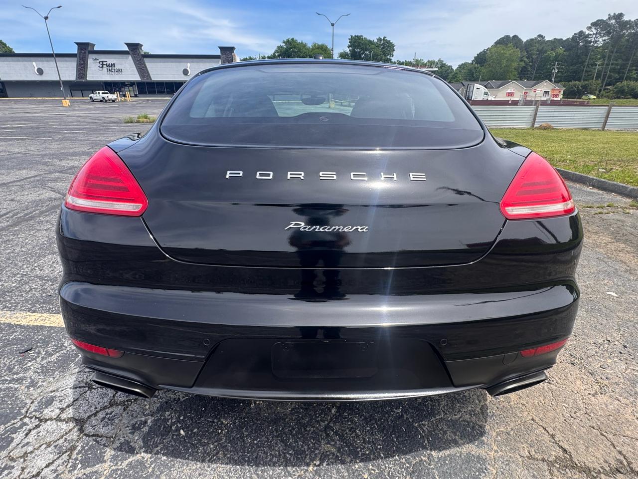 Porsche Panamera 4 2015