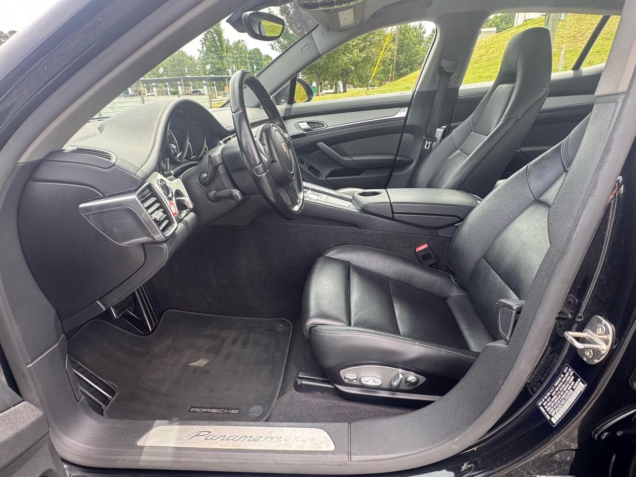 Porsche Panamera 4 2015