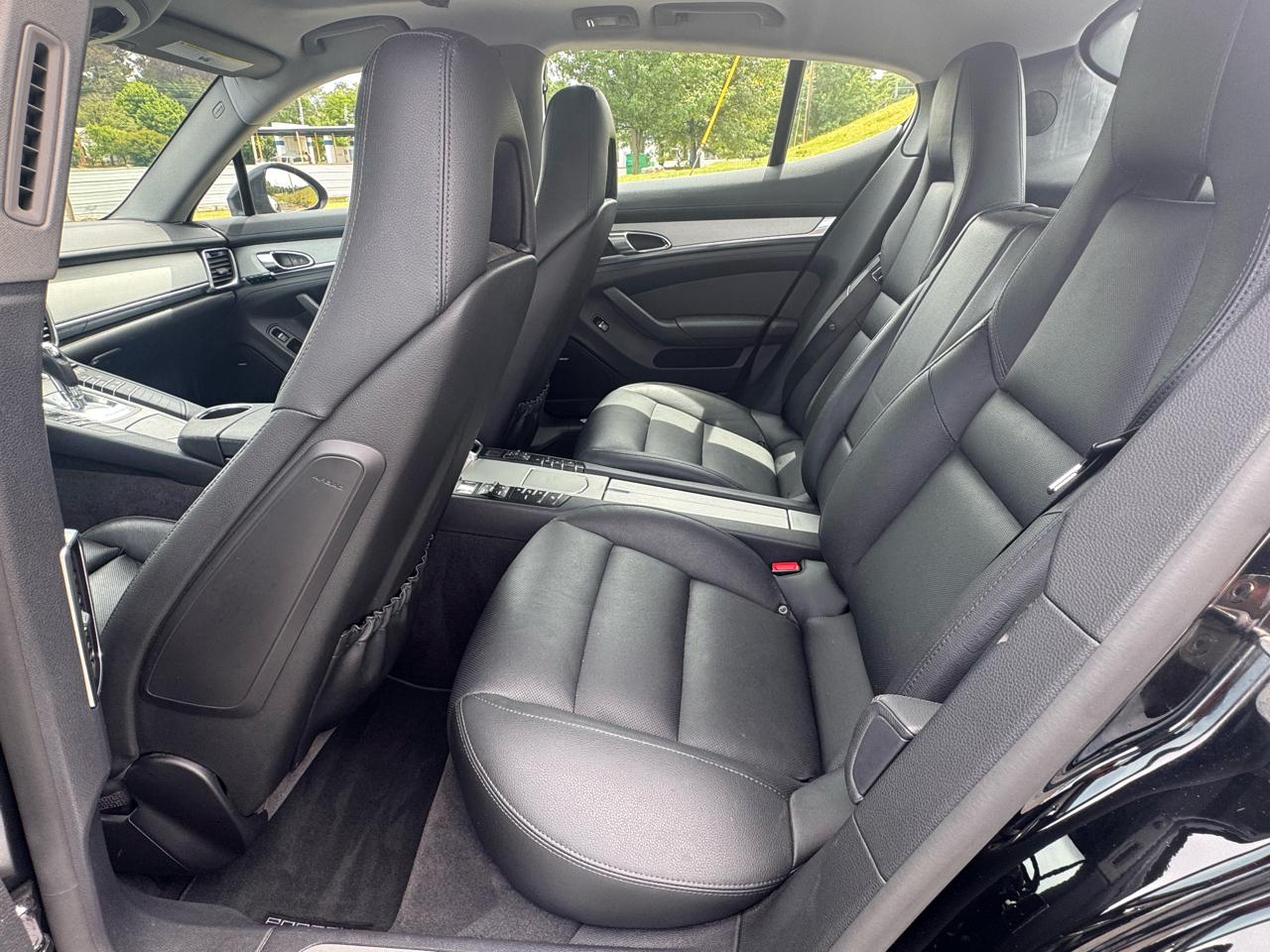 Porsche Panamera 4 2015