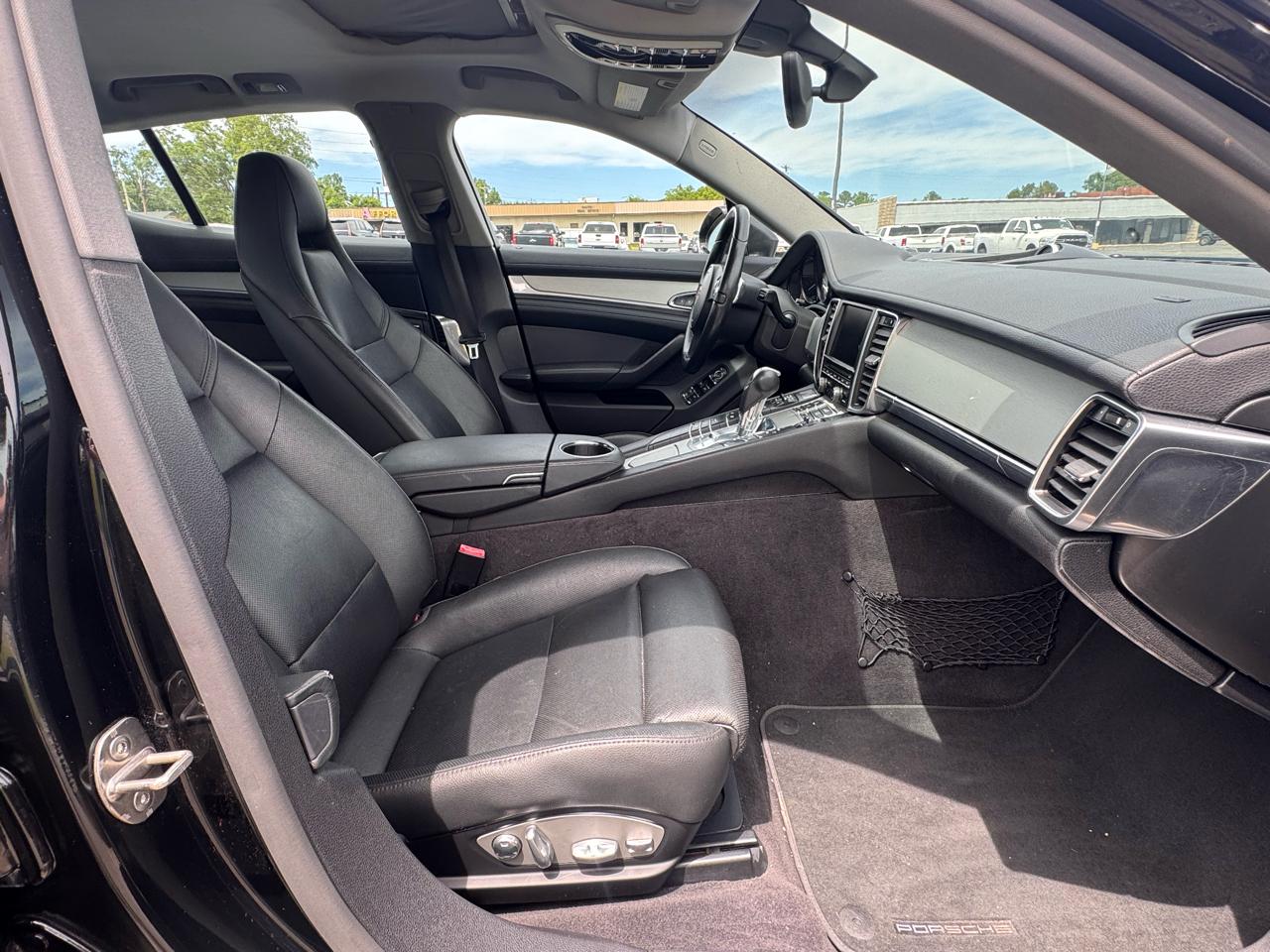 Porsche Panamera 4 2015