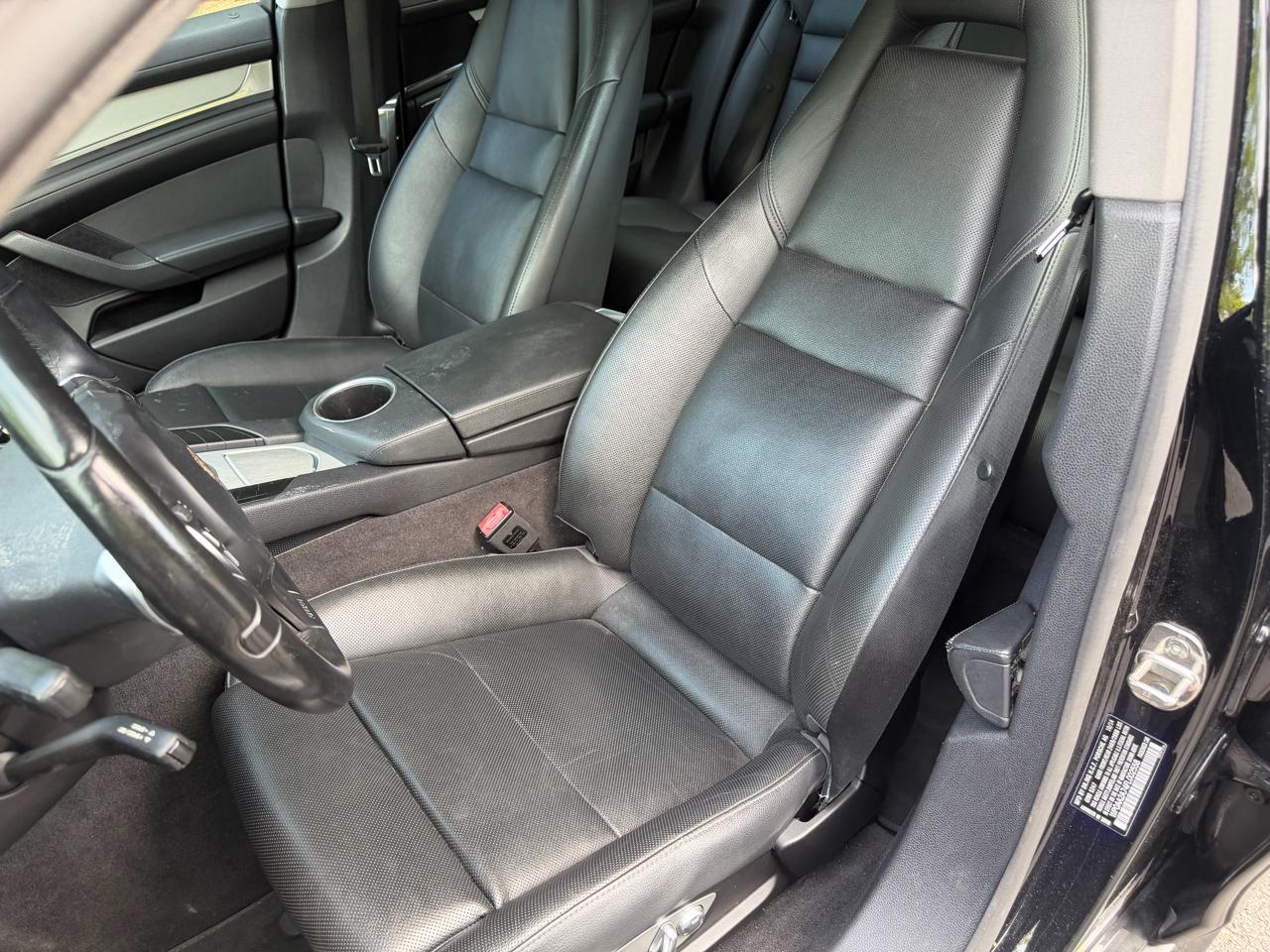 Porsche Panamera Base 2015