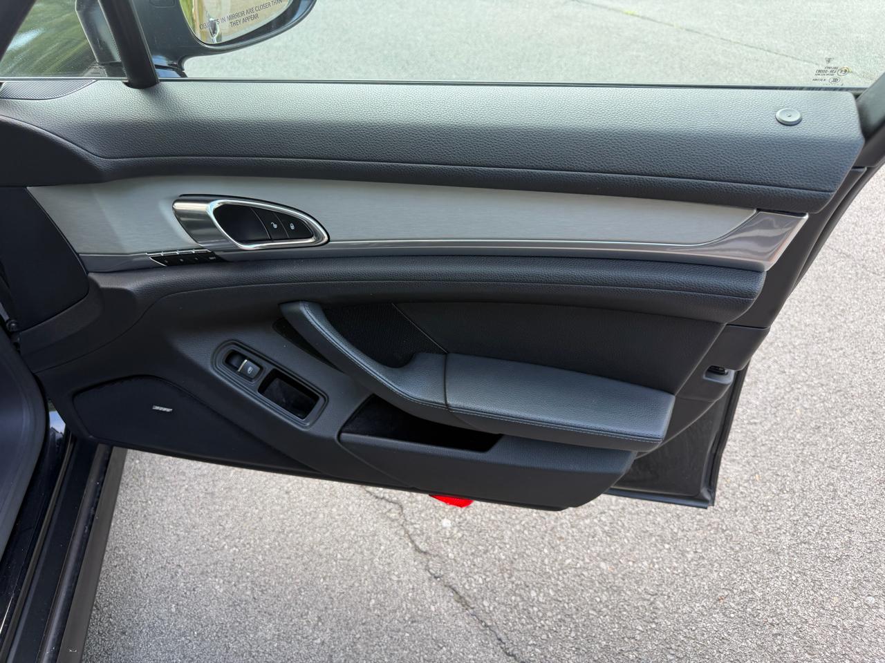 Porsche Panamera Base 2015