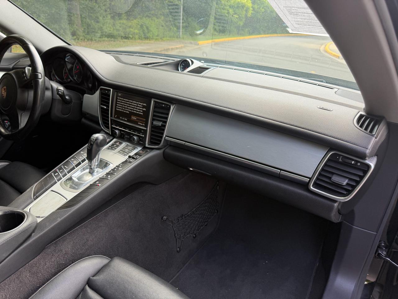 Porsche Panamera Base 2015