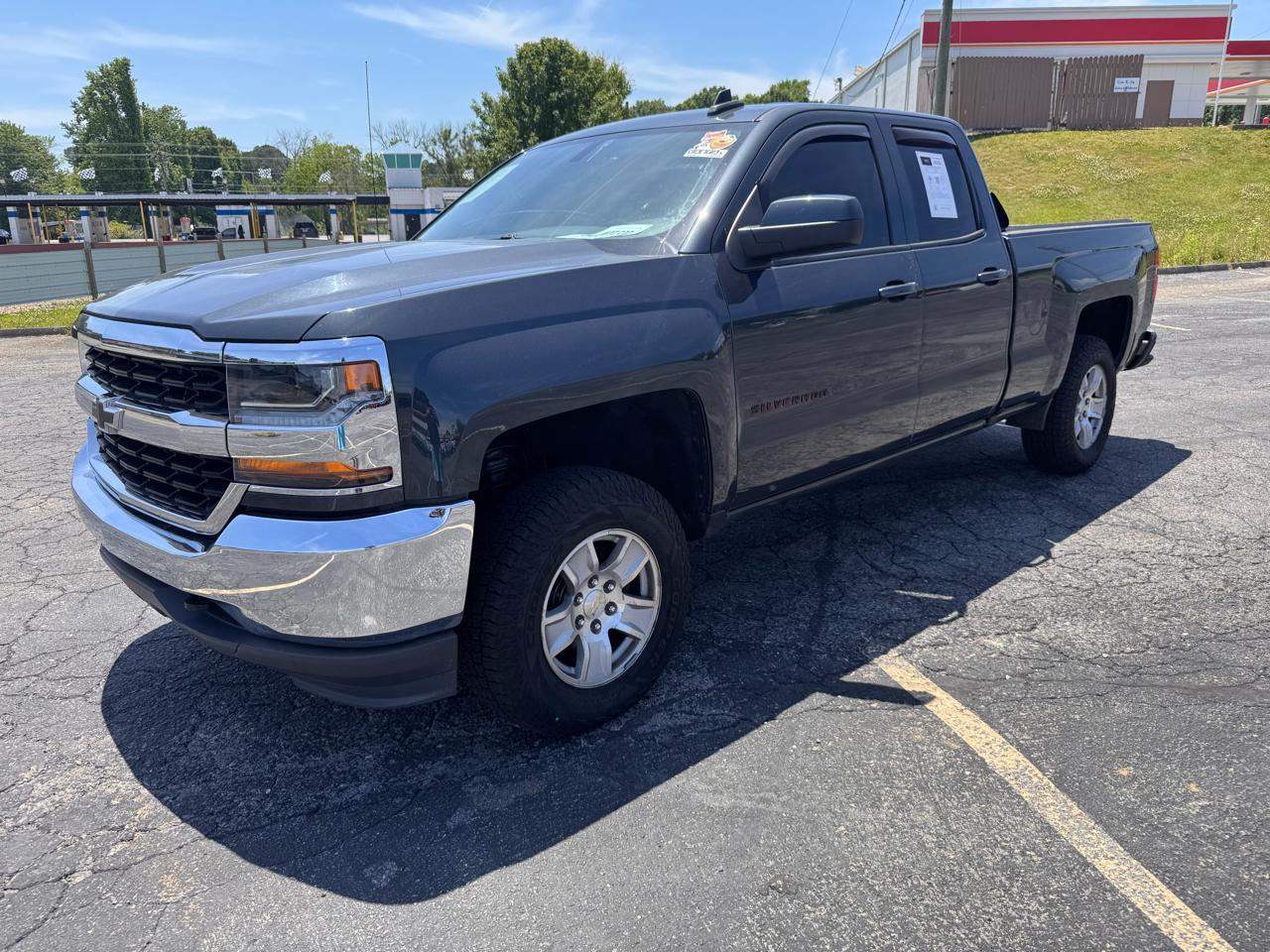 Chevrolet Silverado 1500 1LT Crew Cab 4WD 2018