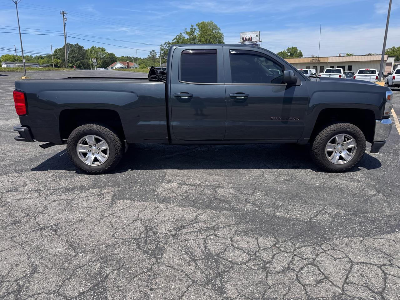 Chevrolet Silverado 1500 1LT Crew Cab 4WD 2018