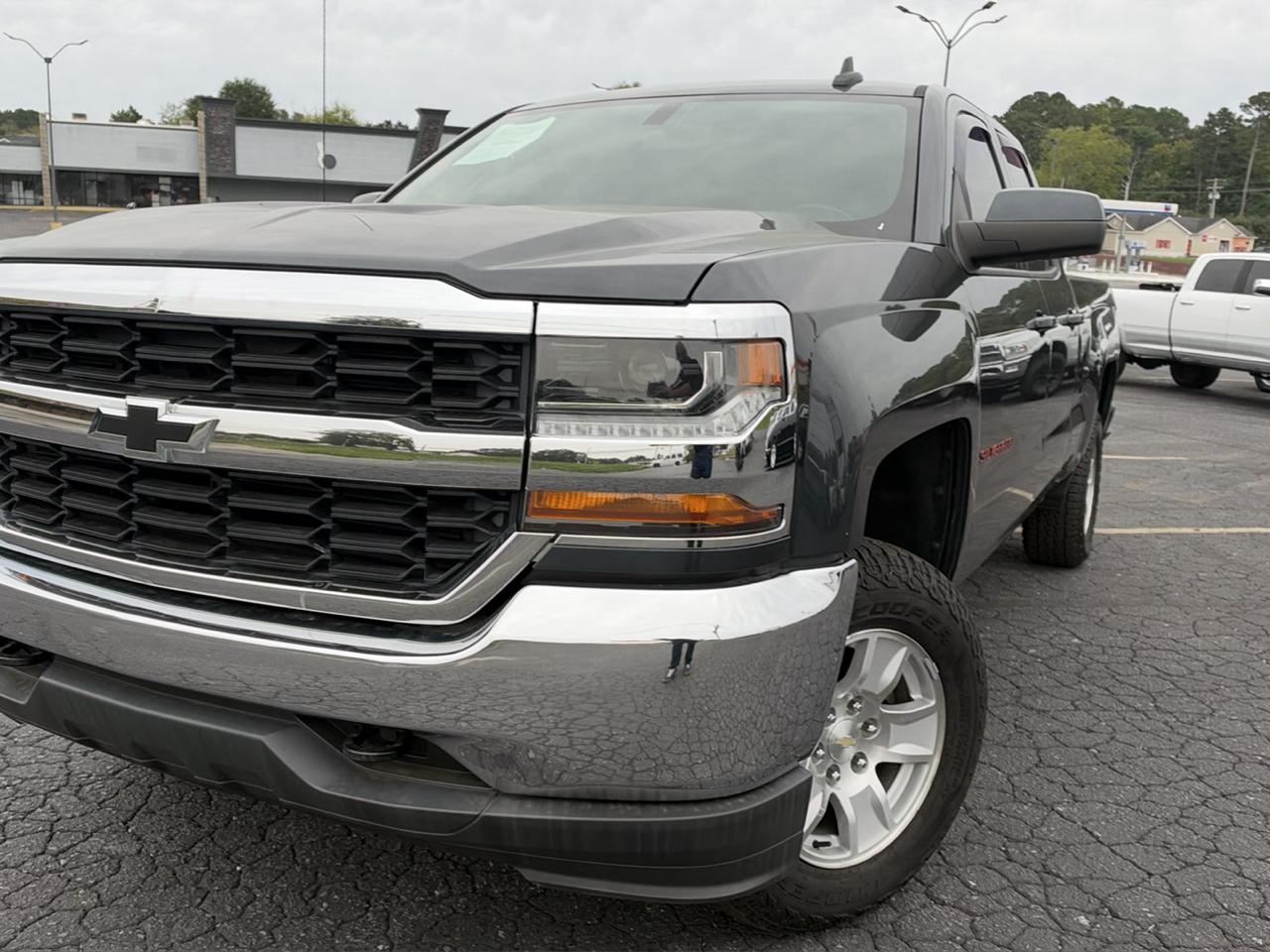 Chevrolet Silverado 1500 1LT Crew Cab 4WD 2018