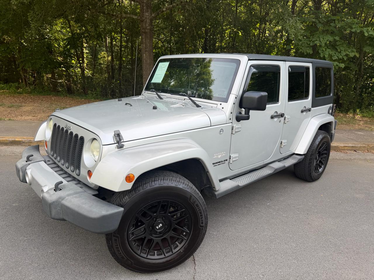 Jeep Wrangler Unlimited Sahara 4WD 2011
