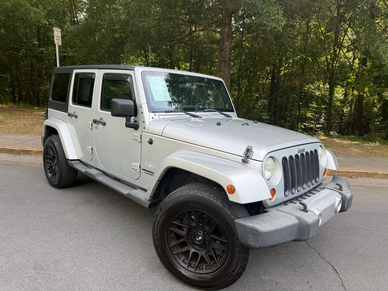 Jeep Wrangler Unlimited Sahara 4WD 2011