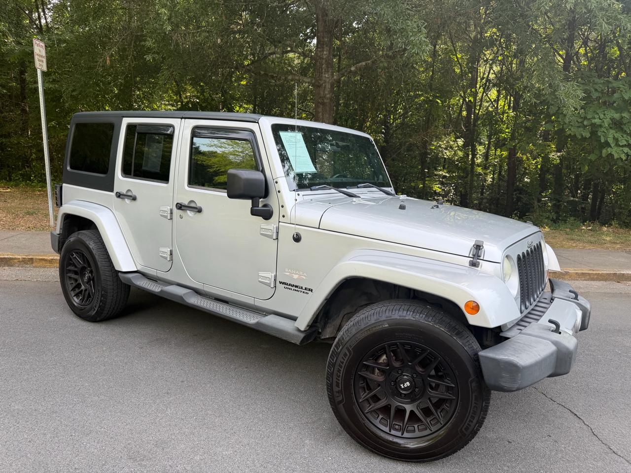 Jeep Wrangler Unlimited Sahara 4WD 2011