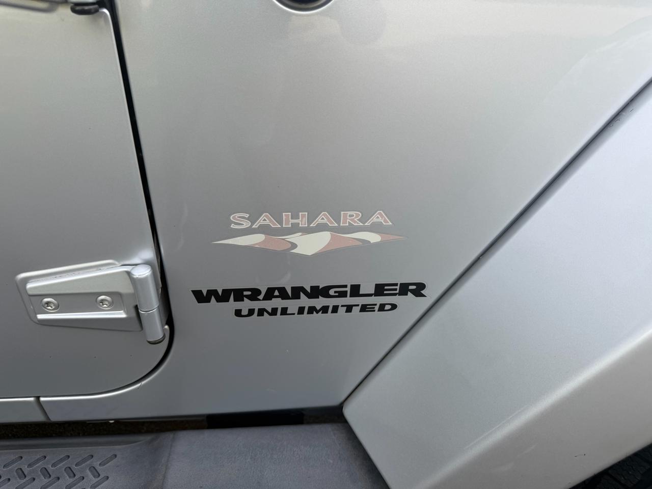 Jeep Wrangler Unlimited Sahara 4WD 2011