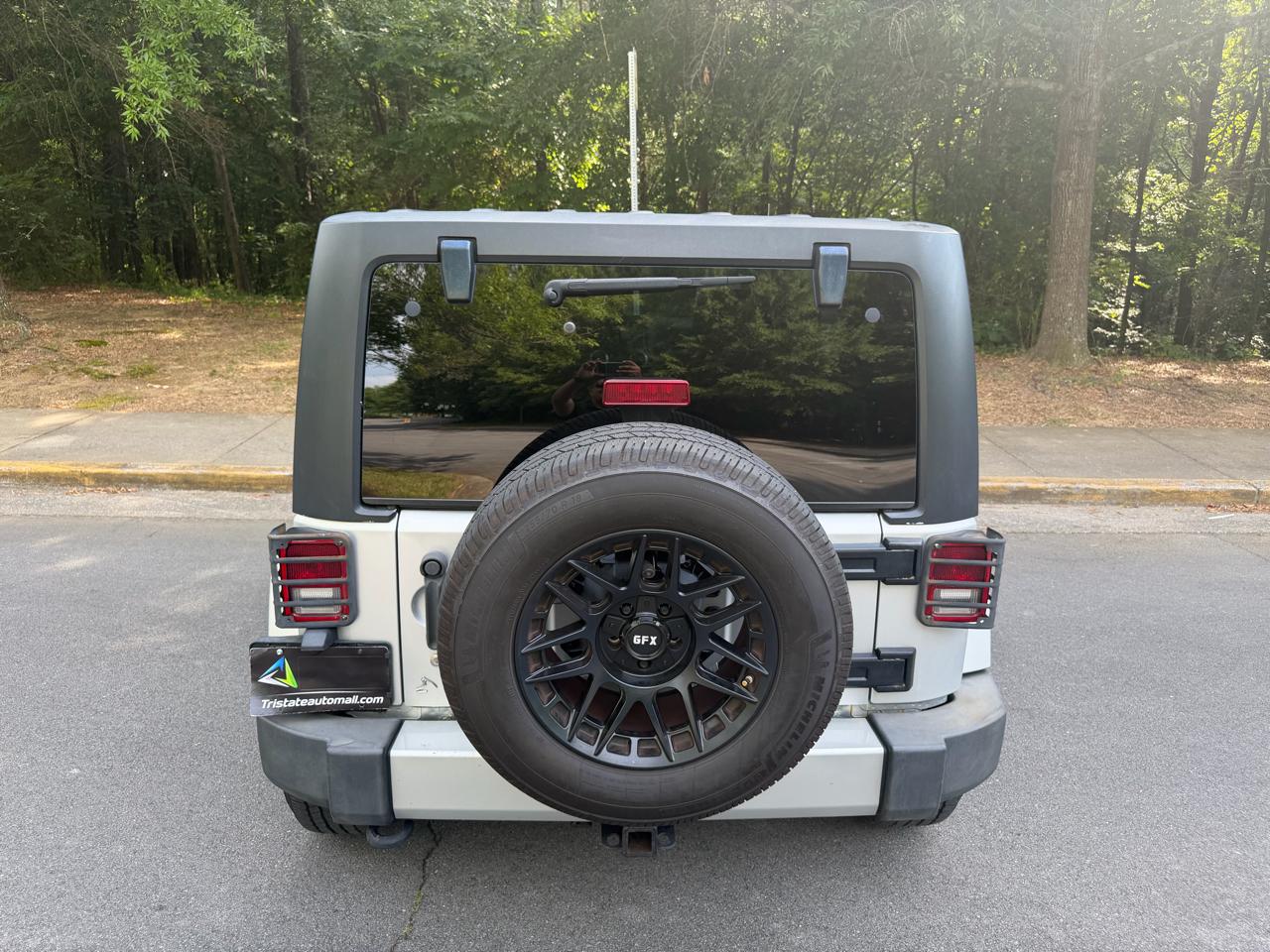Jeep Wrangler Unlimited Sahara 4WD 2011