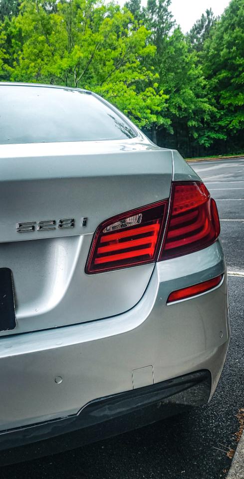 BMW 5-Series 528i xDrive 2013