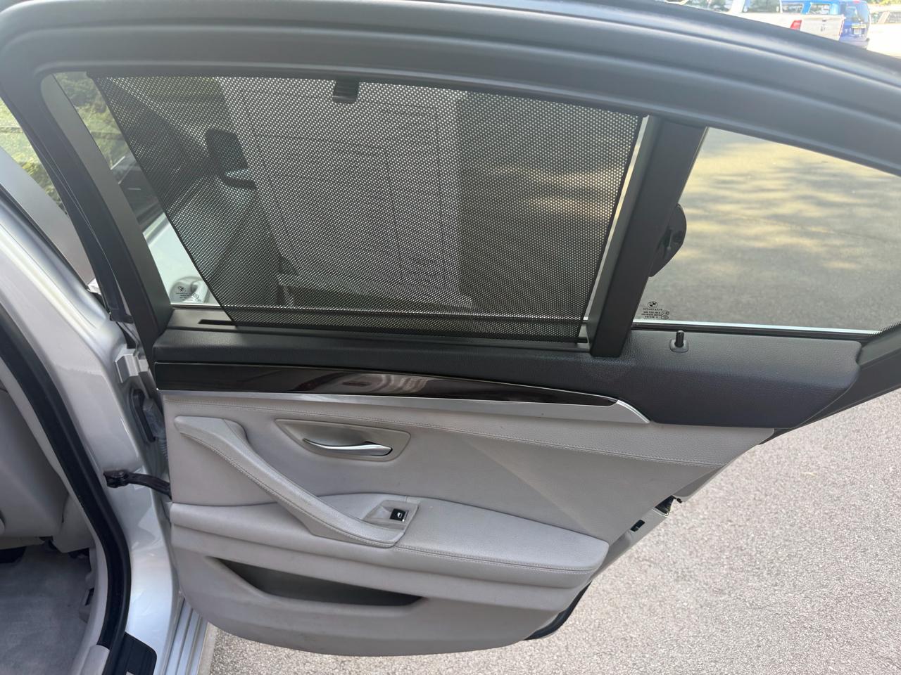 2013 BMW 5 Series 528i - Photo 21