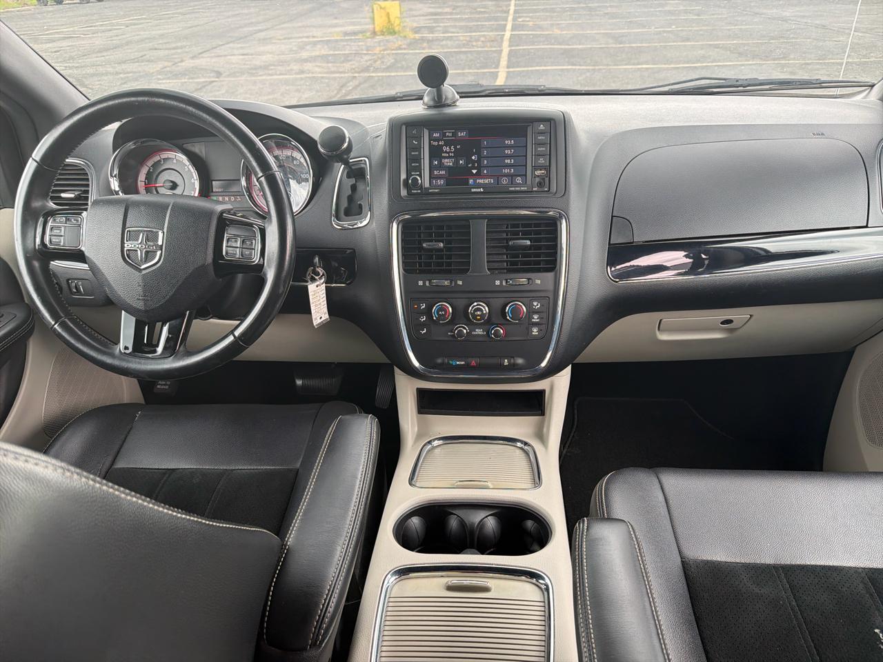 Dodge Grand Caravan SXT 2017