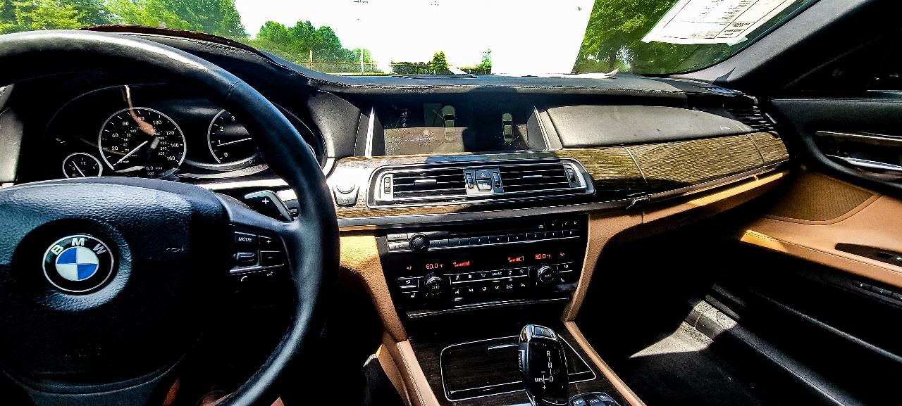 BMW Alpina B7 LWB xDrive 2013
